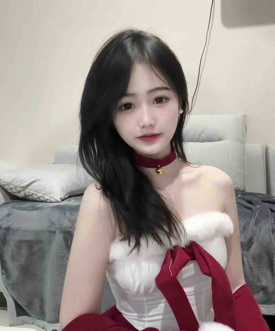 清新甜美范怡琳