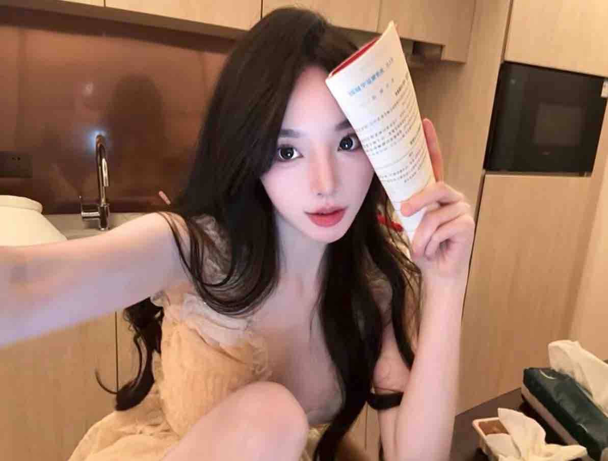 甜美洋气少女睿洁