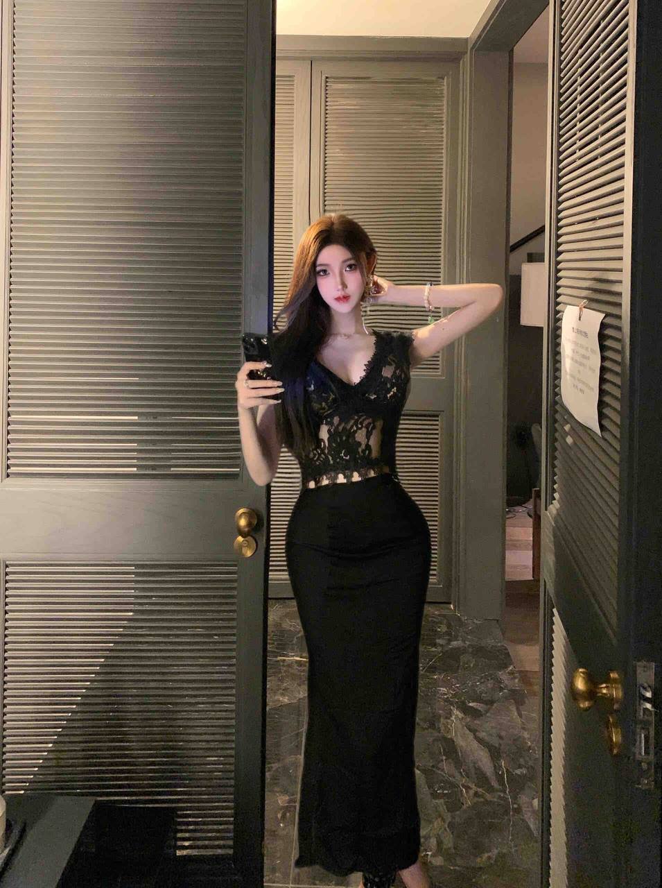 签约车展模特雅莉