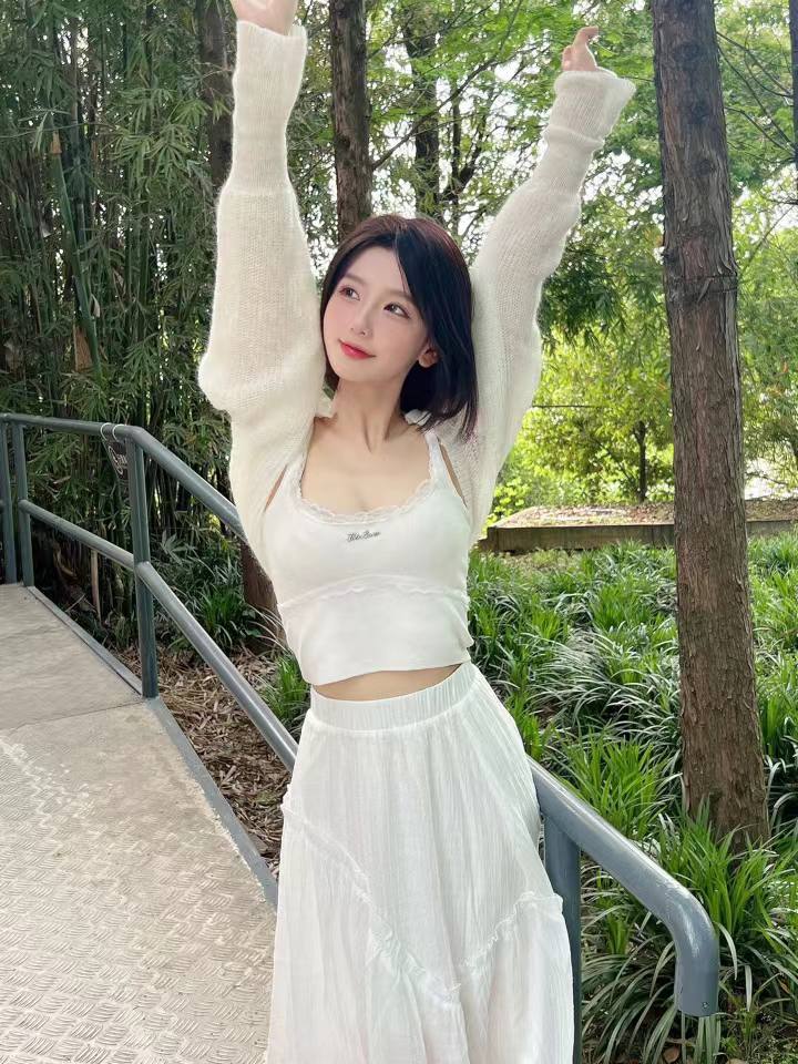 飒爽短发妹Elara