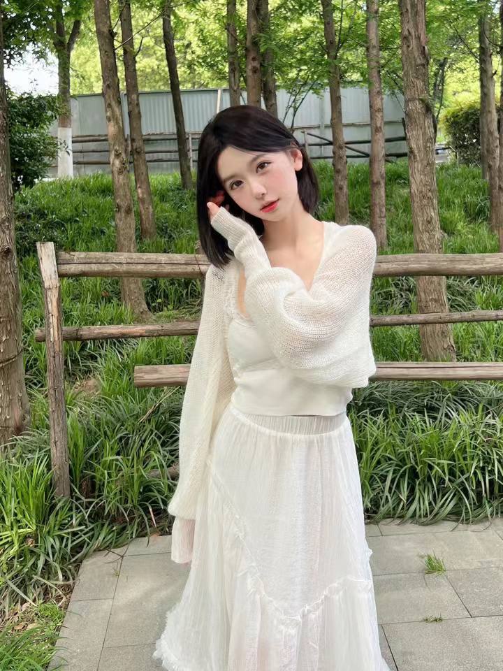 飒爽短发妹Elara