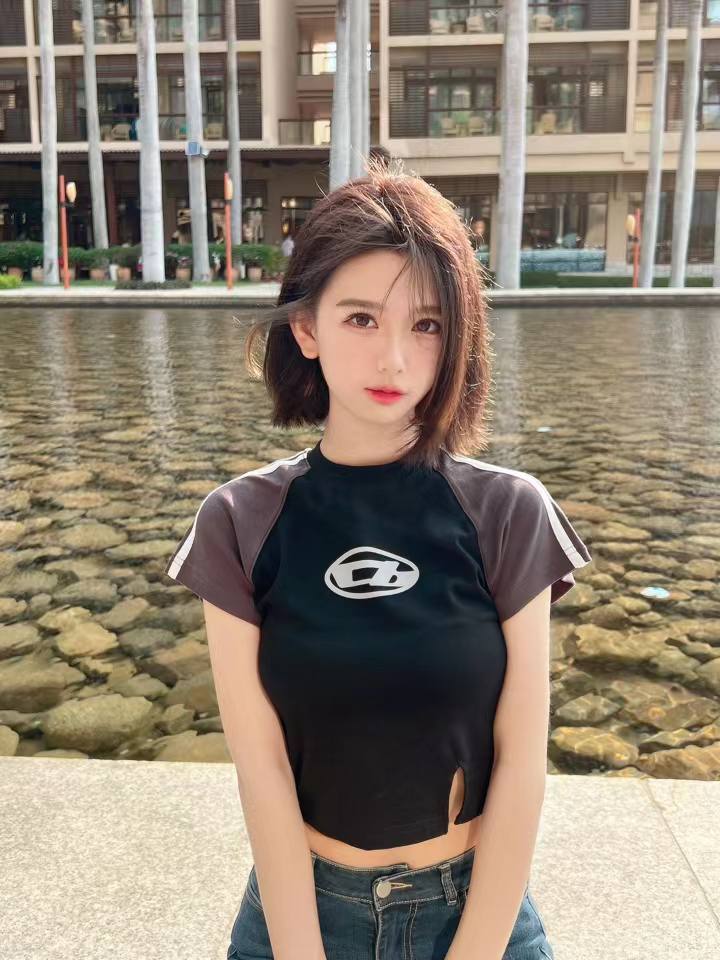 飒爽短发妹Elara