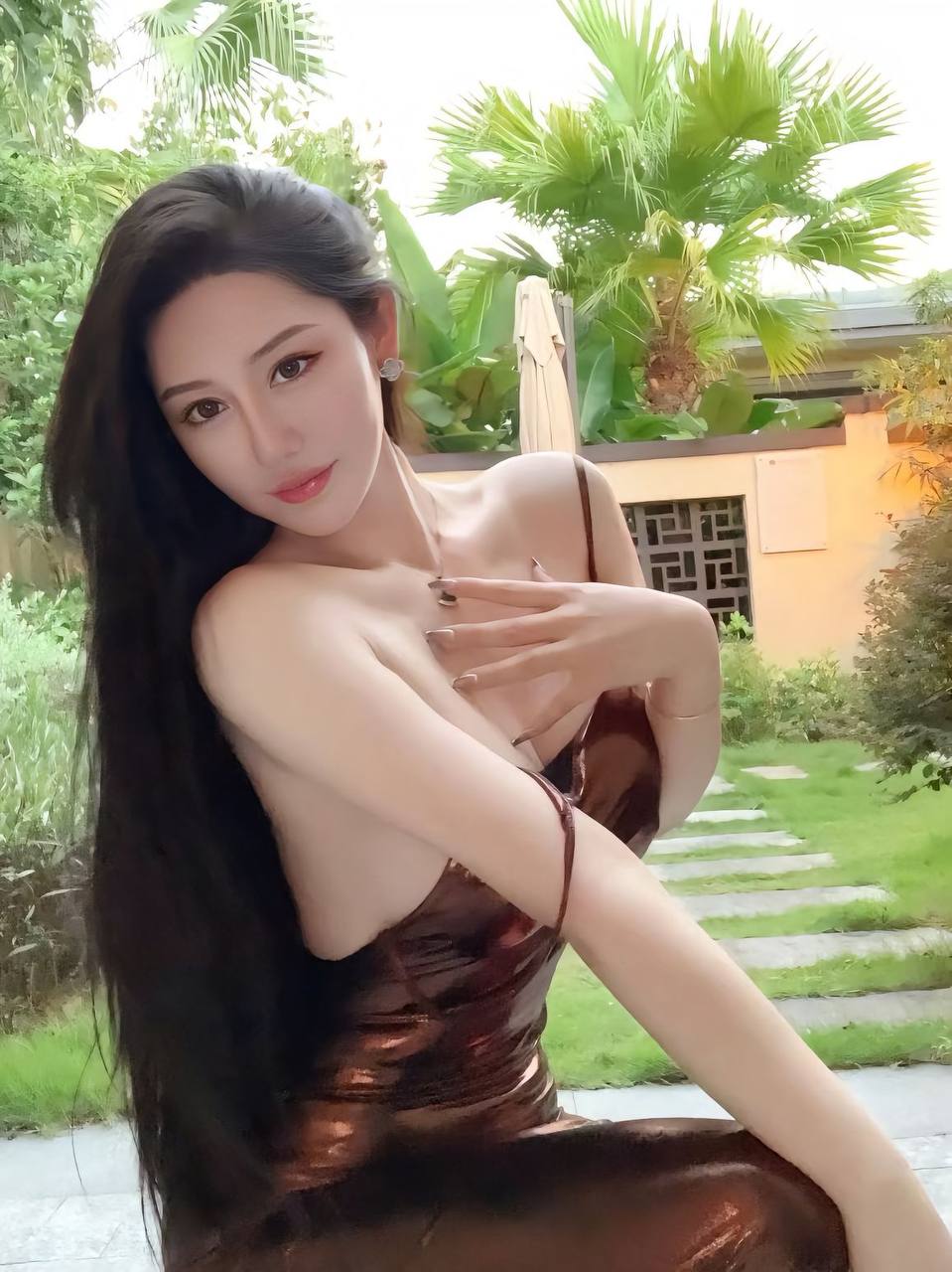 圈外艺人Rae