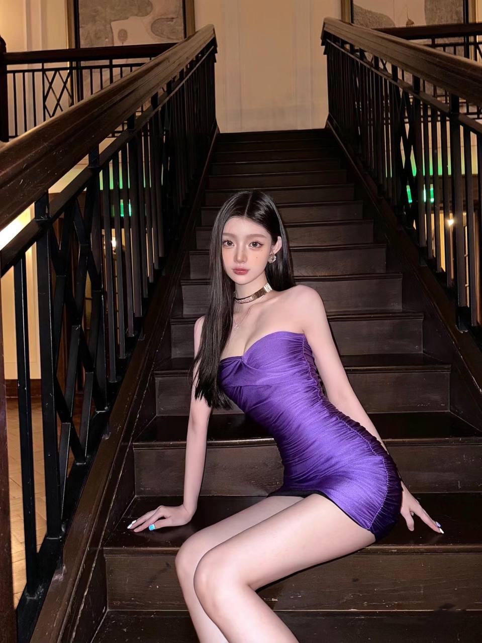精致高级感模特Leni