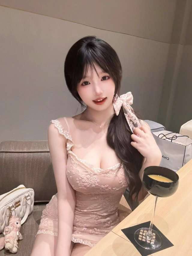 甜美热情女友Xyria