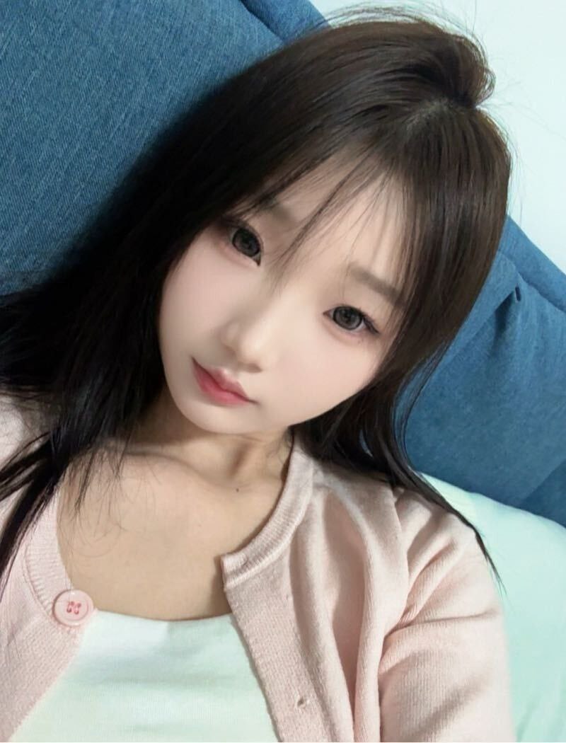 清纯可爱在读生Uraya