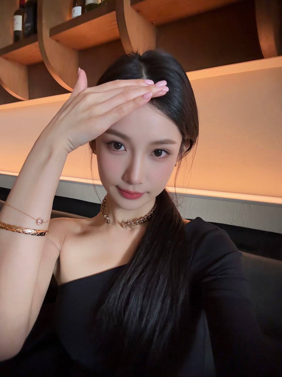 淡颜系美人Yolen