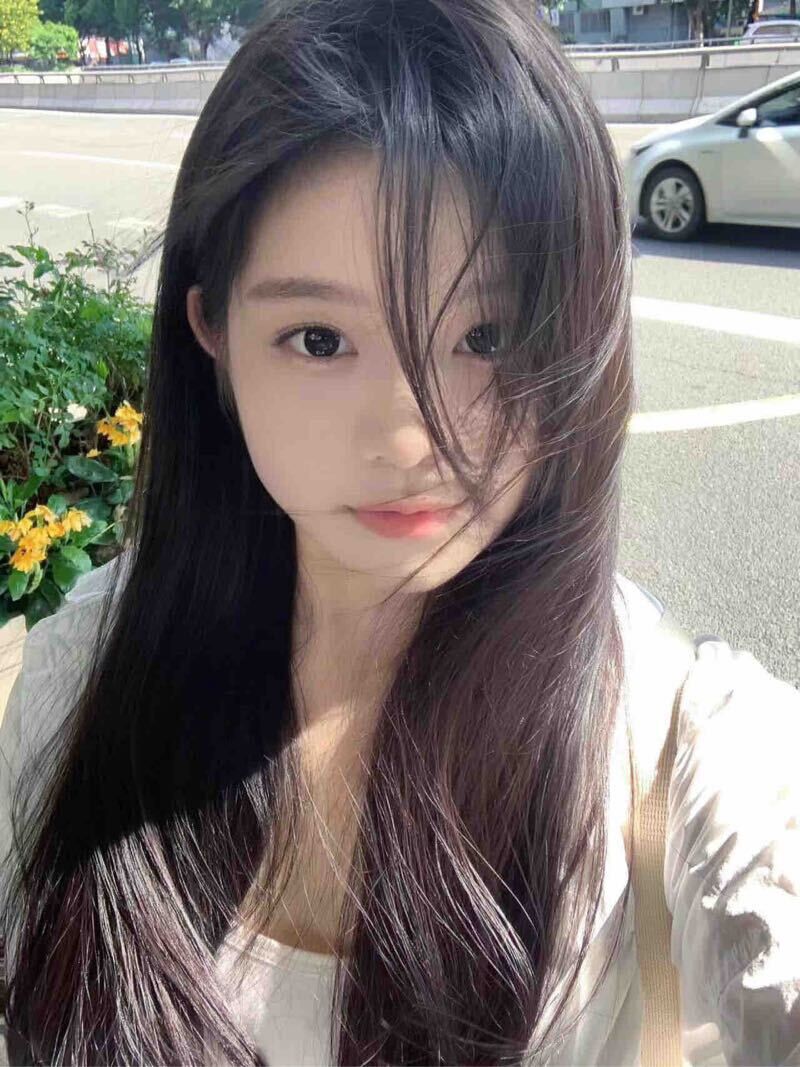 气质甜妹瑛瑛