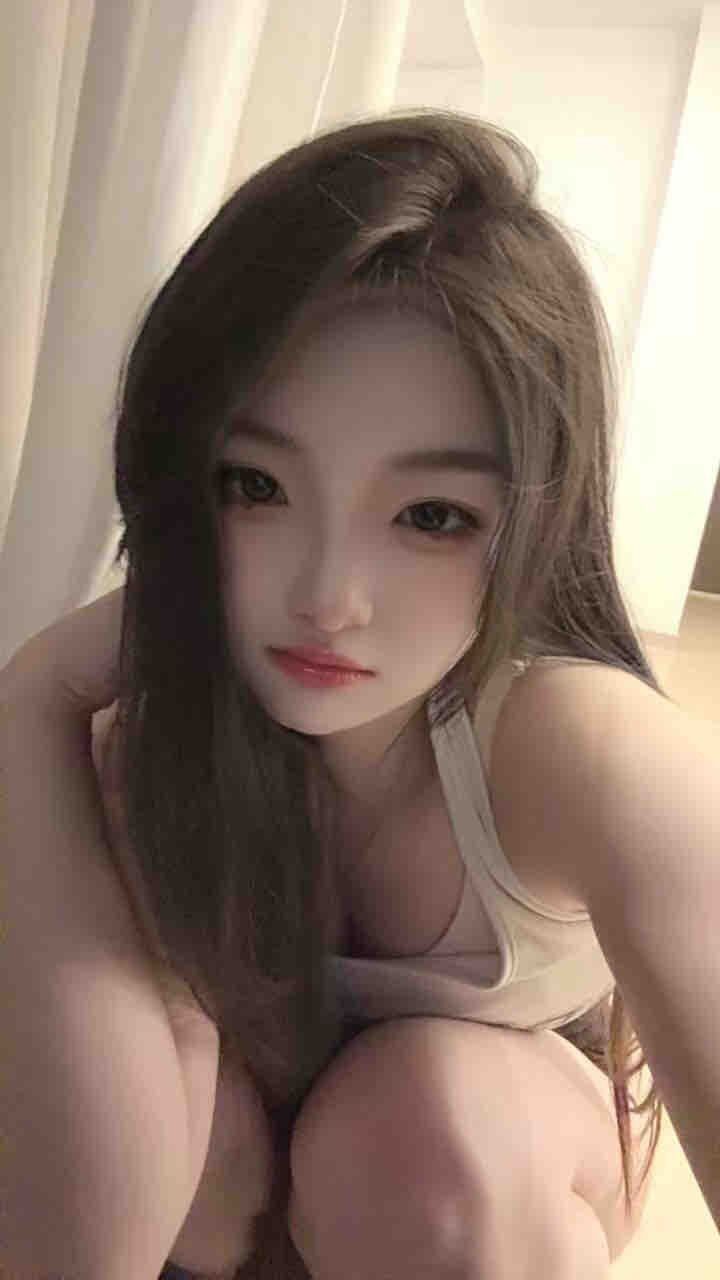 气质甜妹瑛瑛