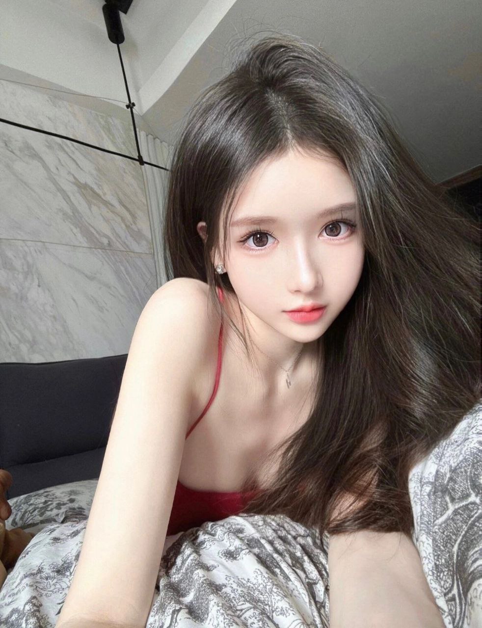 优雅气质女神Corah