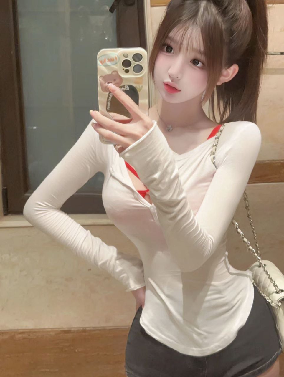 爆乳细腰娃娃脸Glene
