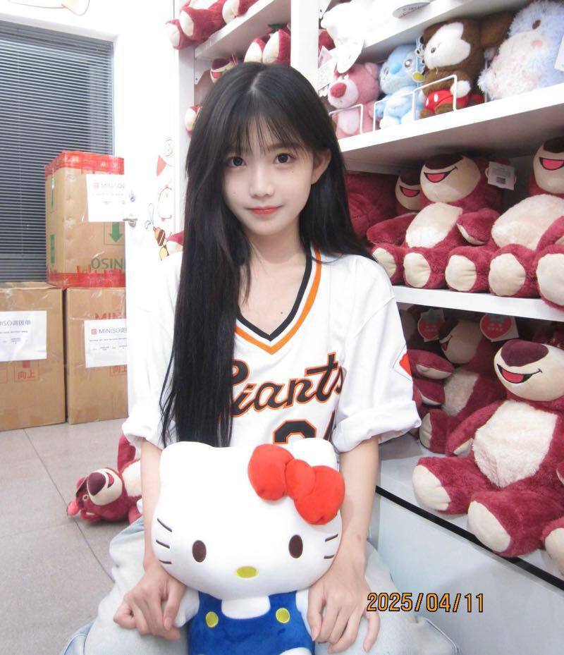 清纯可人小学妹Belin