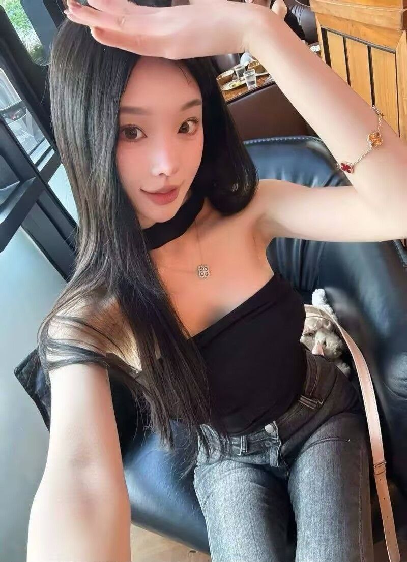 电影学院校花Mirey
