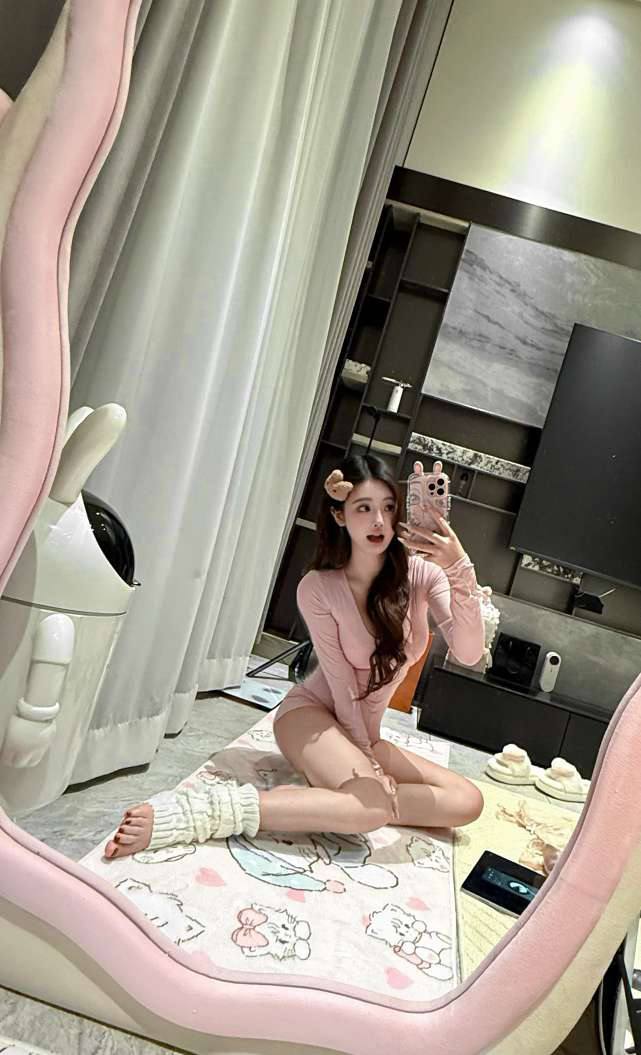 舞蹈专业生琦洛