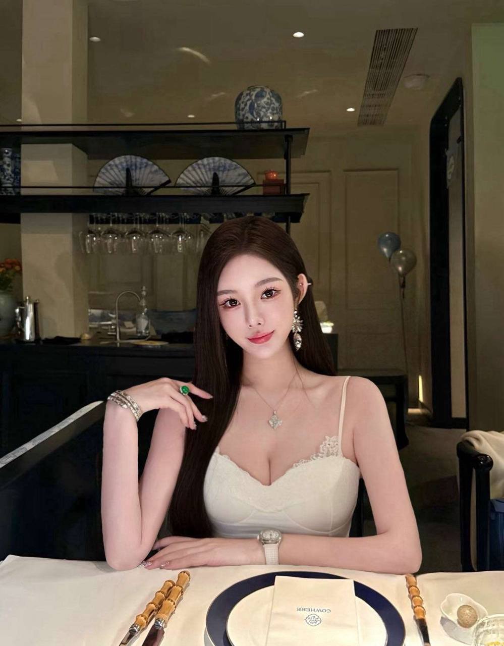 面容高级御姐菲莉