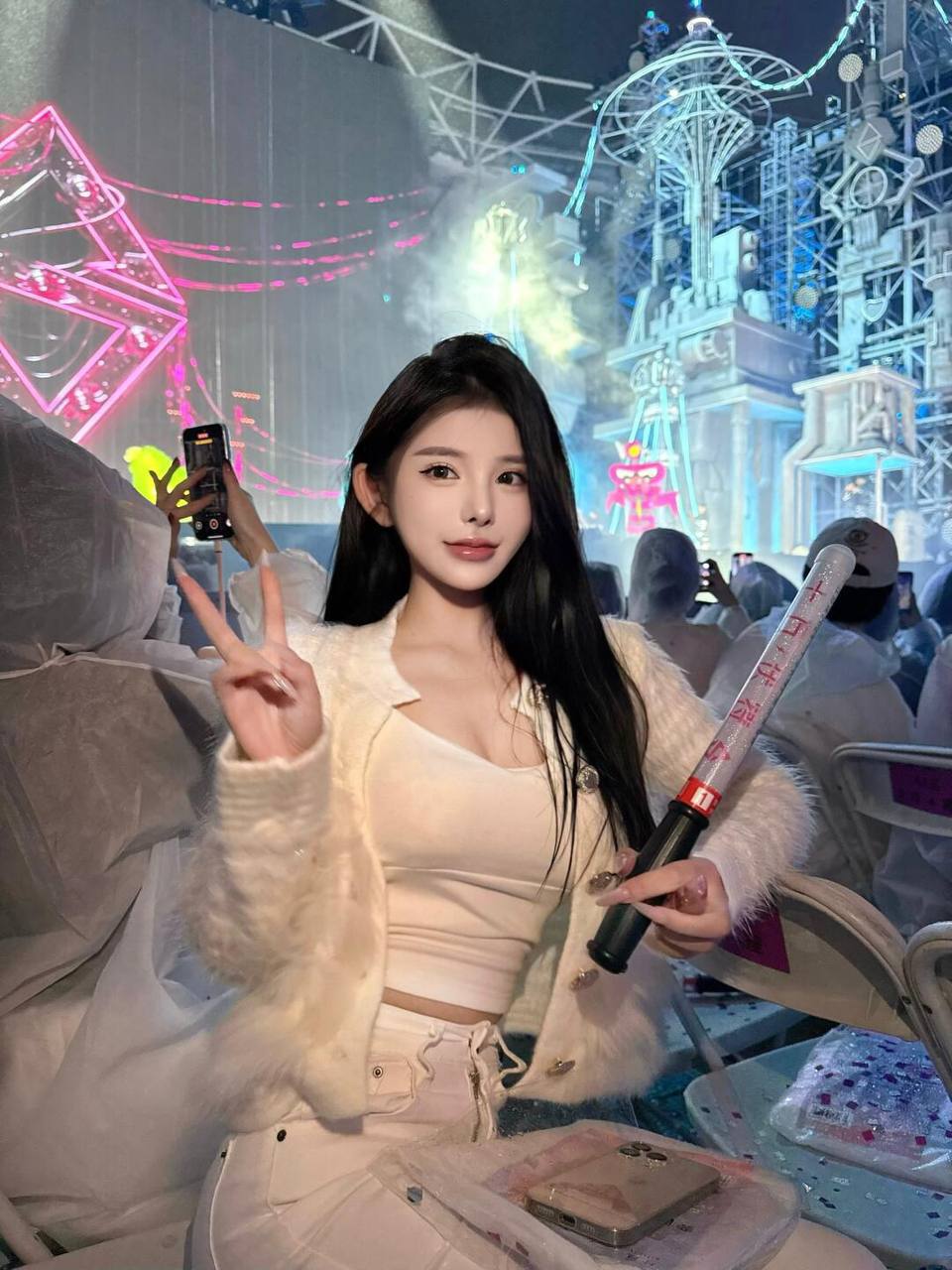 你的专属女友Osric