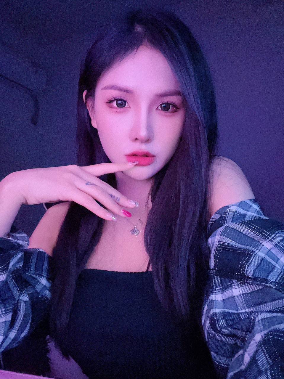 高挑天然纯美少女江小鱼