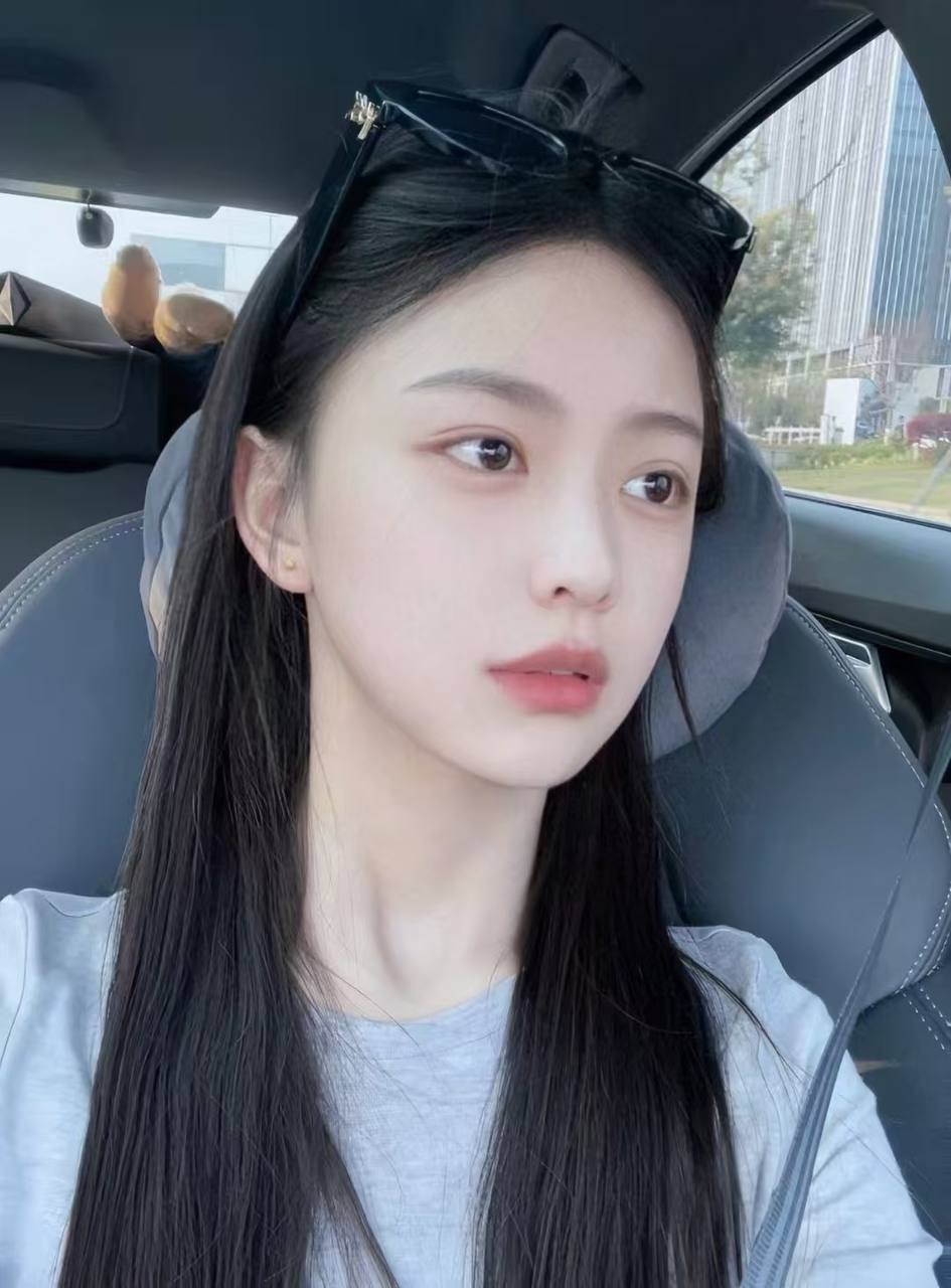 舞蹈专业在读Meral