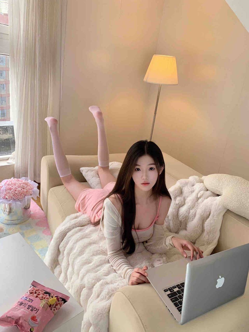 清纯洋气小网红Navin