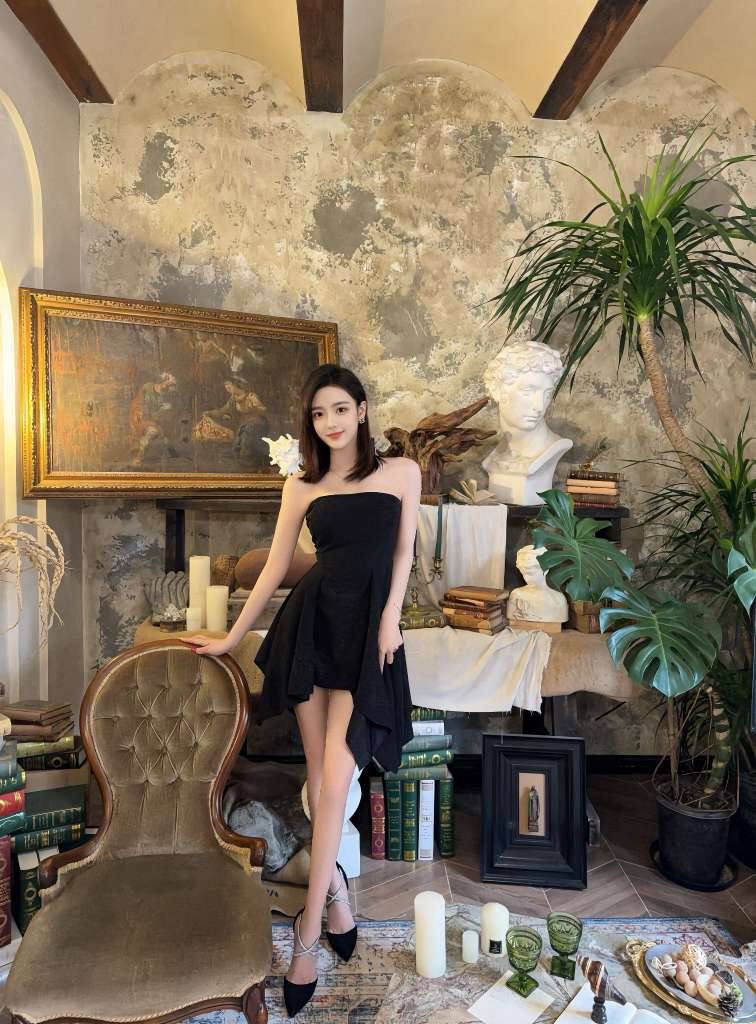 氛围感学妹欣雅