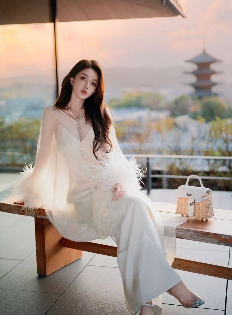 高贵气质感美女沁雅