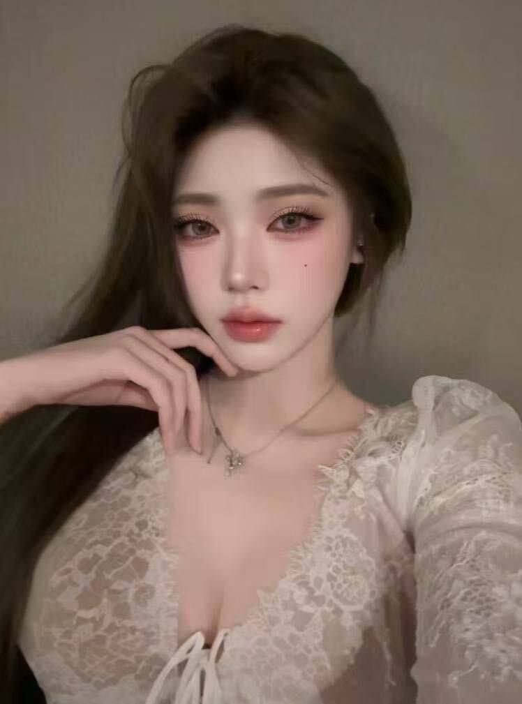 反差魅力御姐芮澄