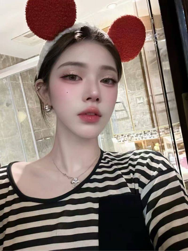 反差魅力御姐芮澄