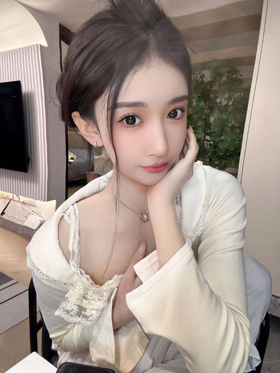 清甜小姐姐乐瞳