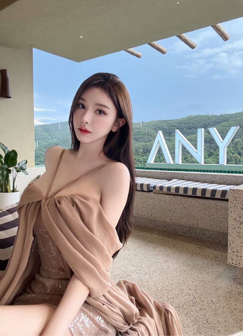 身型饱满御姐Miron