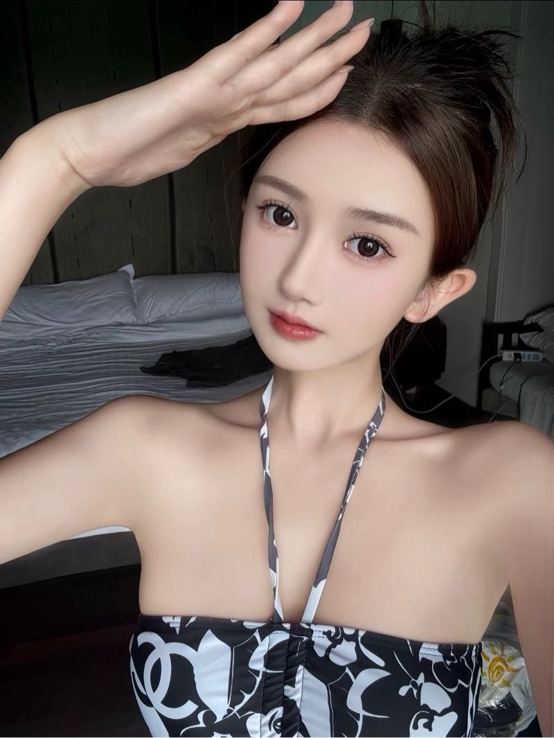 品牌合作模特昭悦