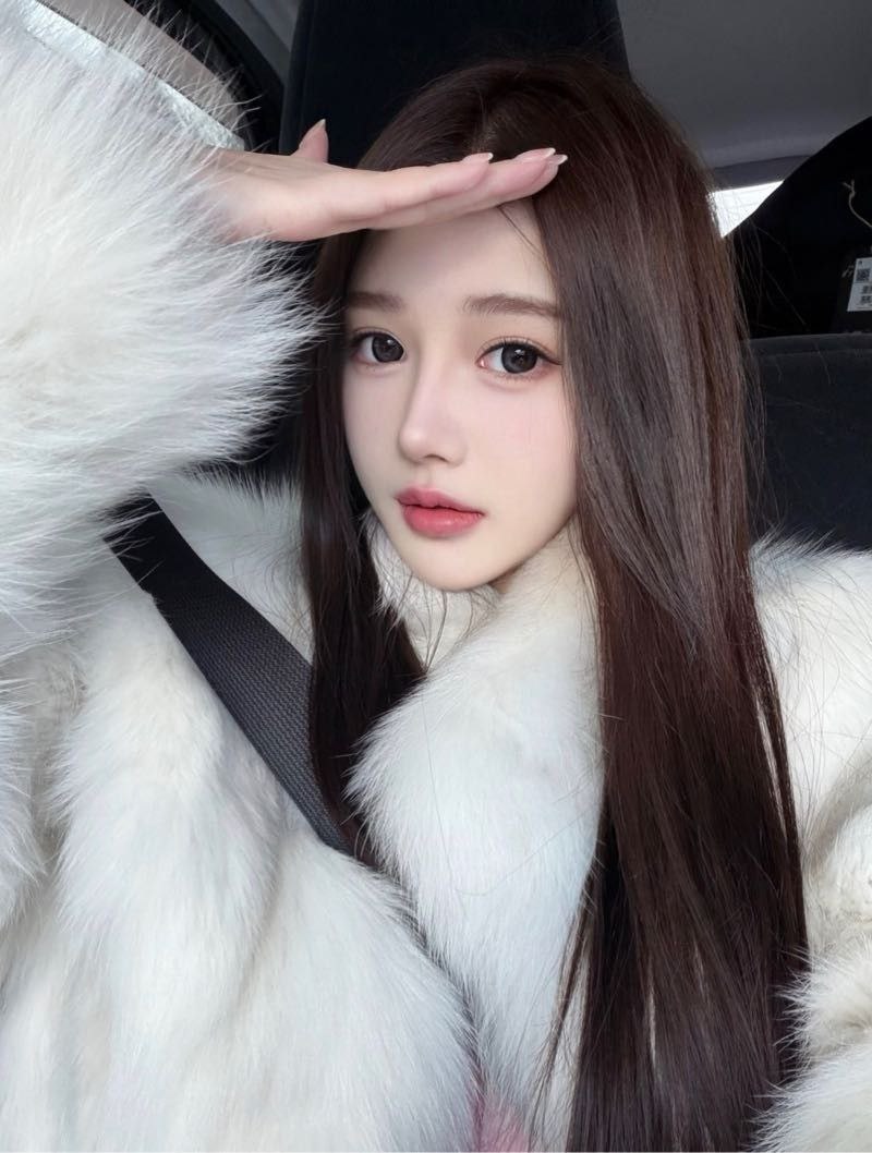 品牌合作模特昭悦