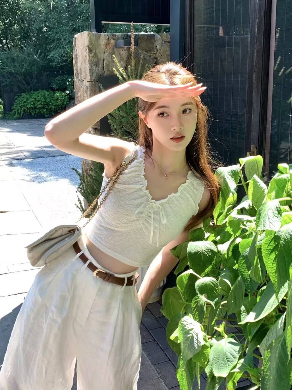 白皙系美女允悦