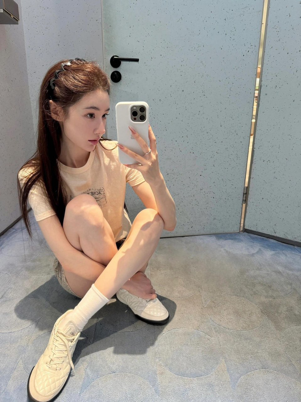 在读研究生络瑶