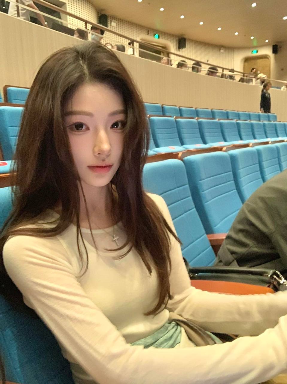 留学生女友羽妍