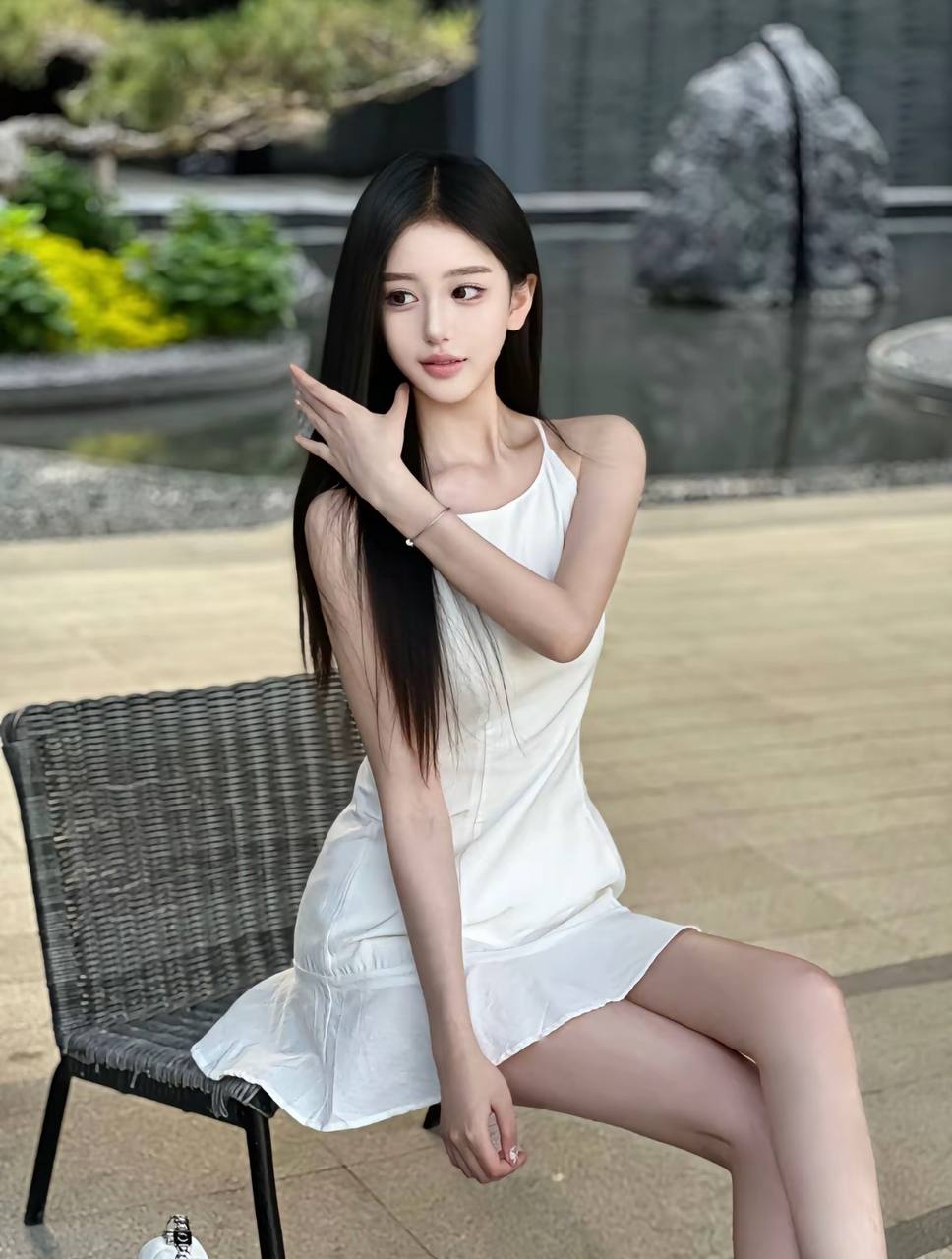 性格柔和女孩Mivex