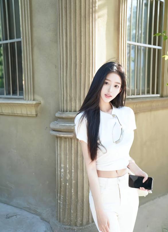 性格柔和女孩Mivex