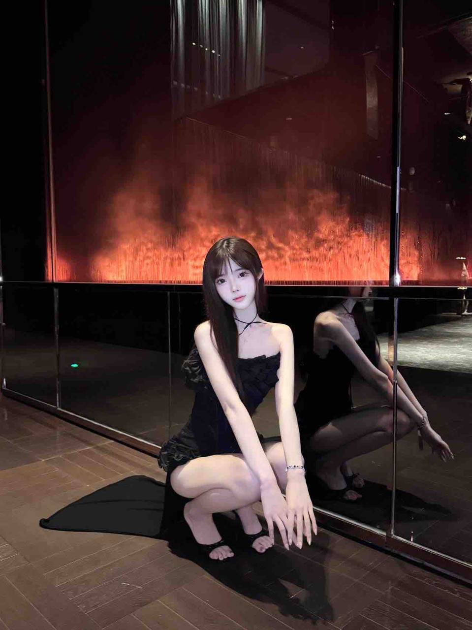 曲线柔美小姐姐沐澜