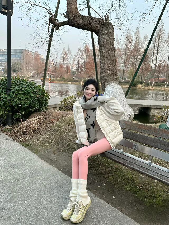 服装品牌模特Daria