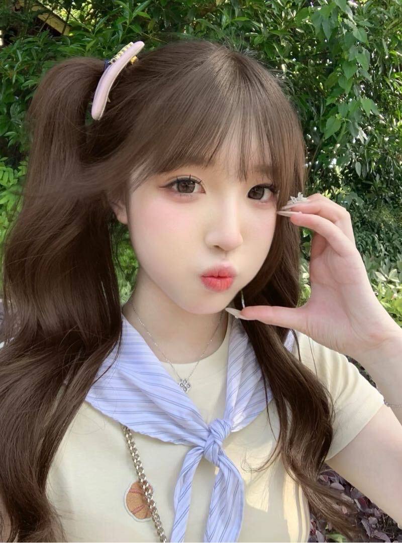 天然清甜小软妹Corin