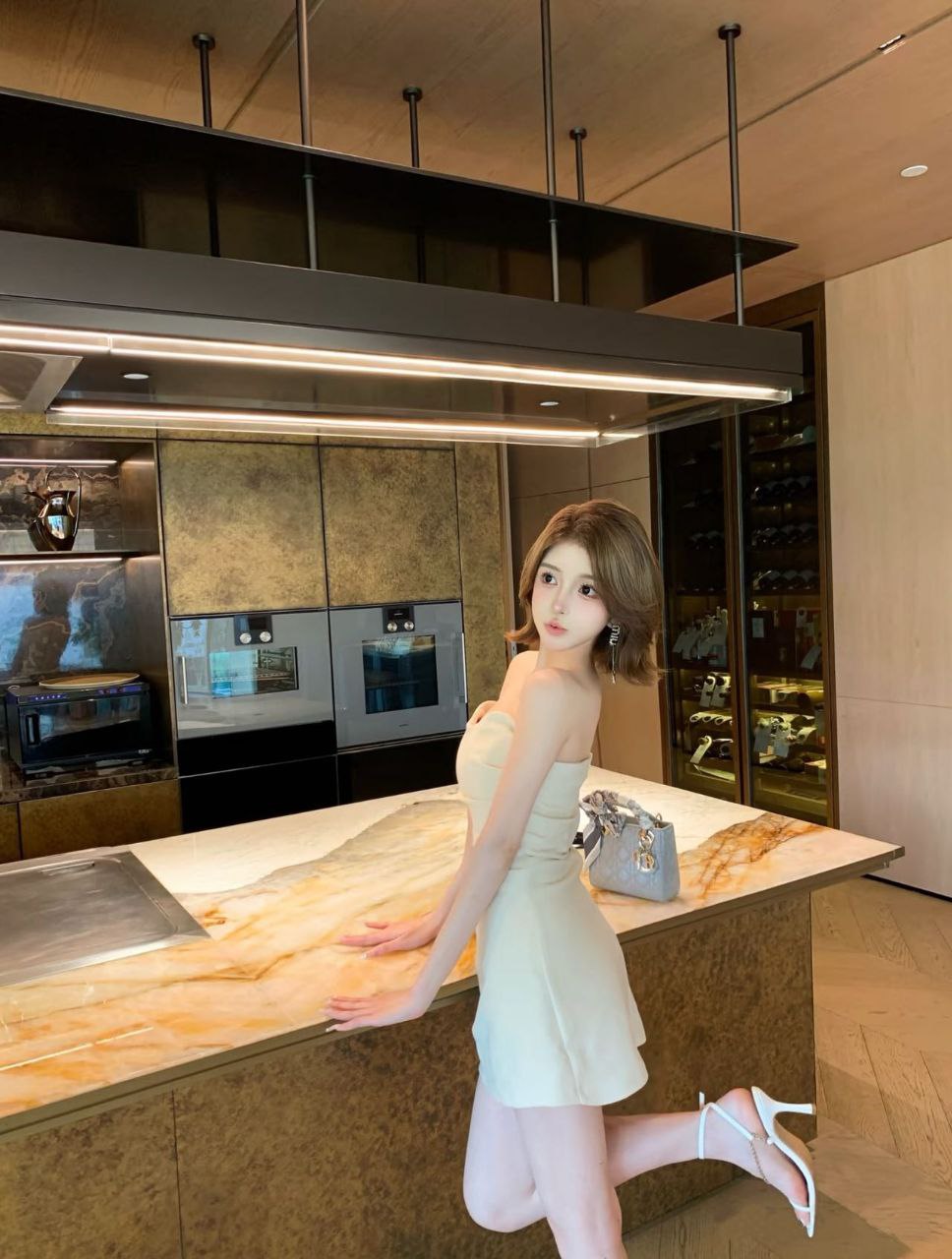 短发时尚博主米可