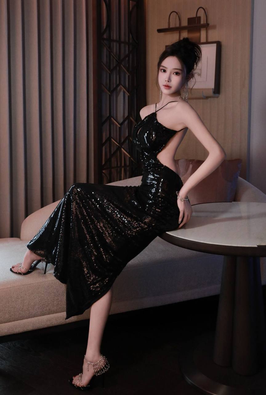 职业走秀模特诺伊