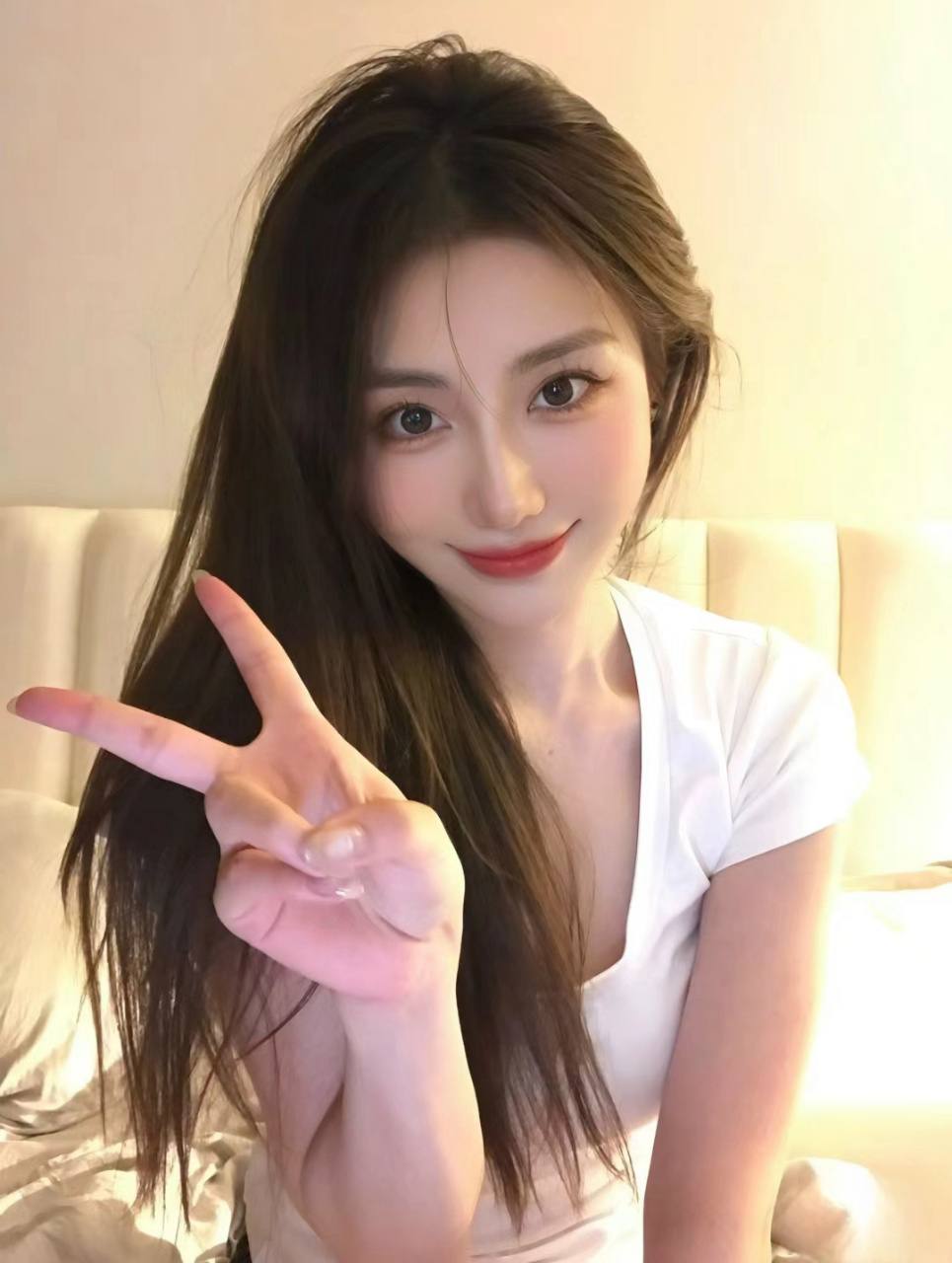 爱舞蹈的御姐Tovin