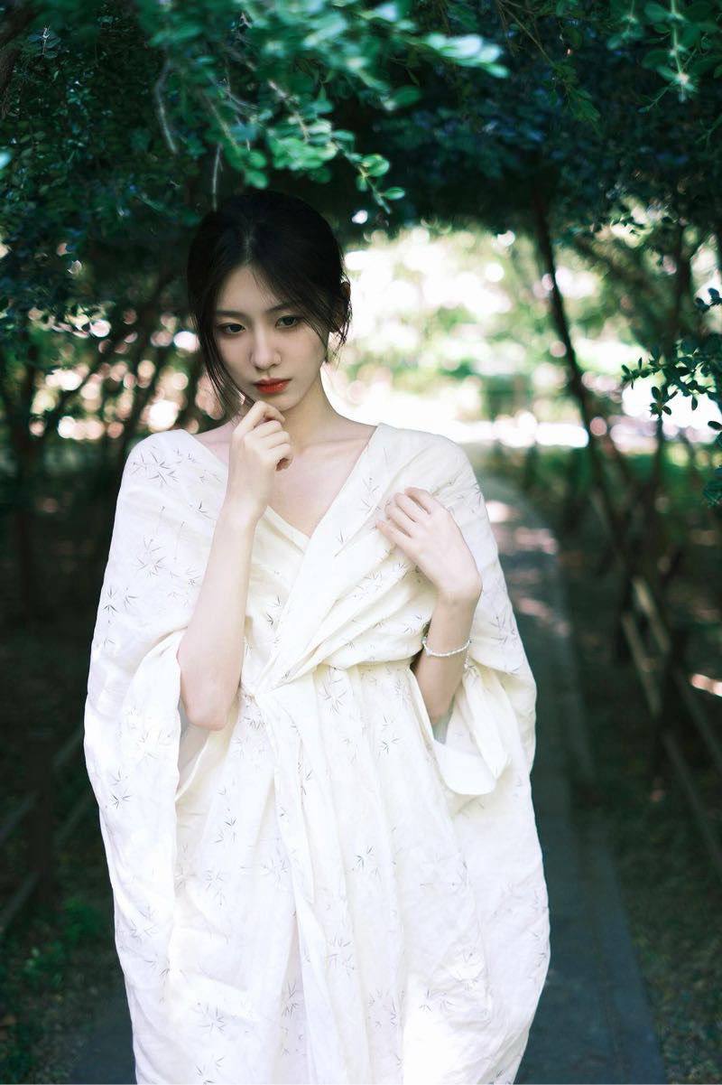 电影学院校花星妍