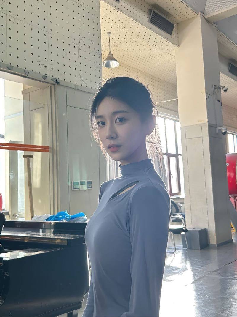 电影学院校花星妍