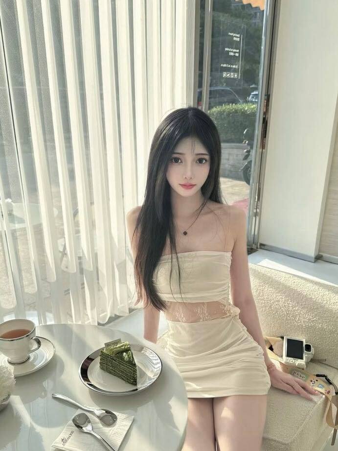 顶级人间尤物Elodie