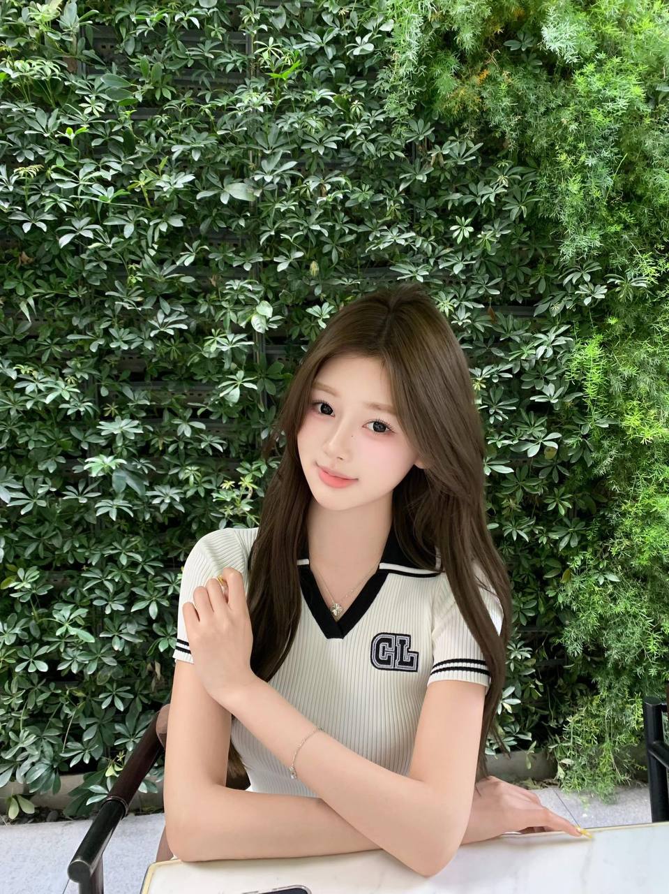 网红美女主播Mia