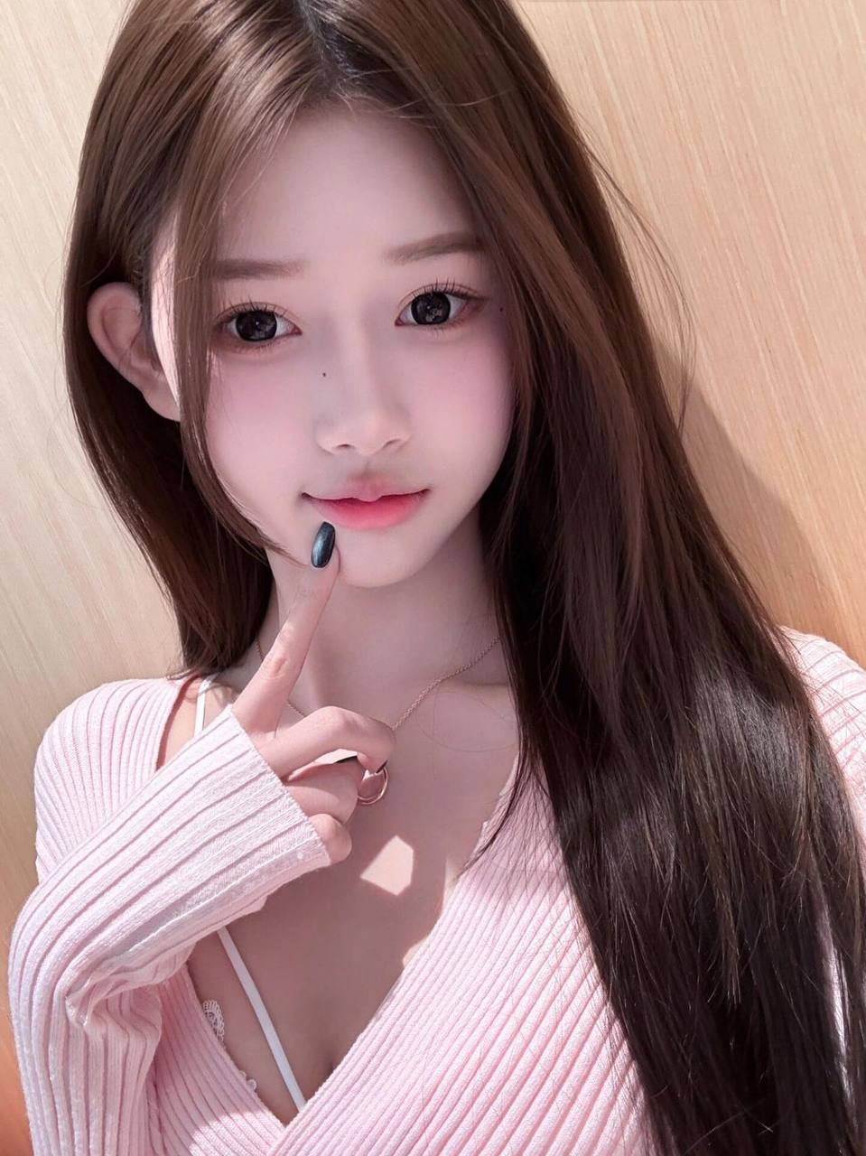 网红美女主播Mia