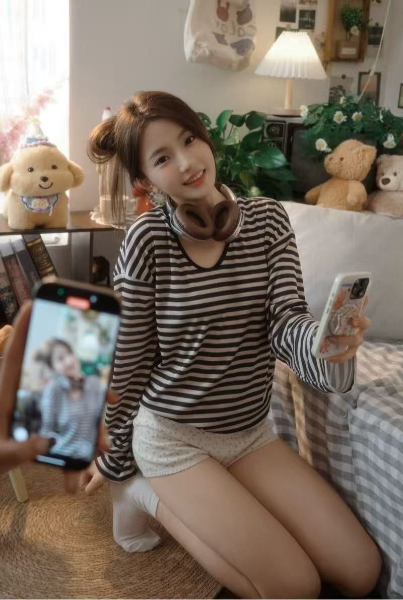 学生模特莹莹