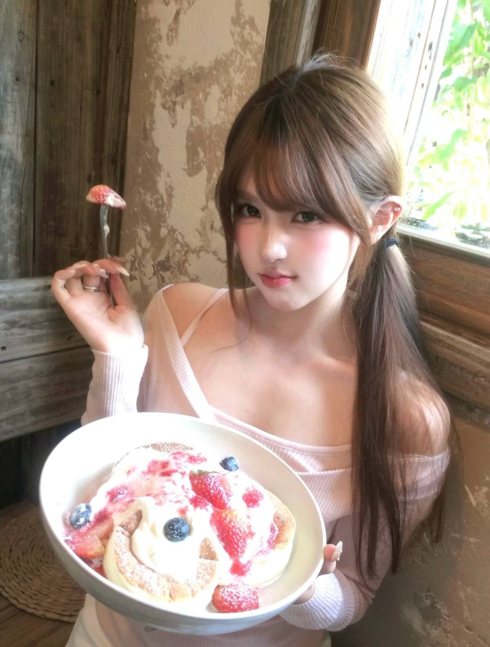 校园甜妹Vivian