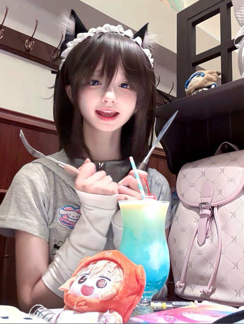 天选原生少萝懒懒